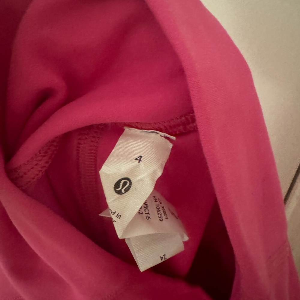 Hot pink lulu lemon align leggings!